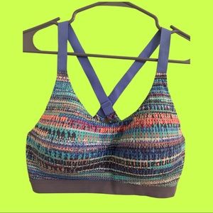 Victoria Secret Sorts Bra